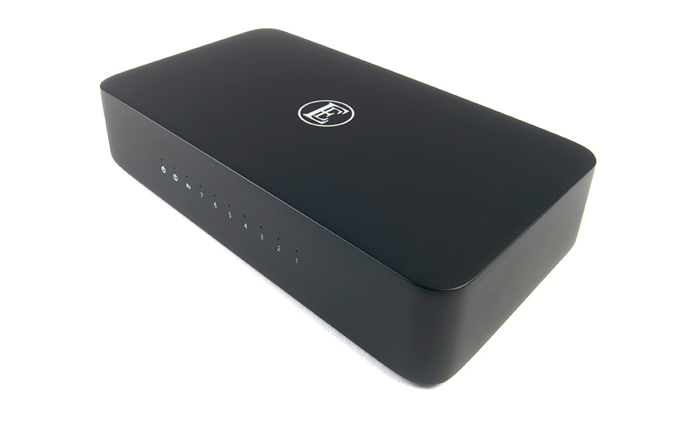 EE 8S Audio Grade Network Switch by Chord - Image 4 EE 8S Audio Grade Network Switch by Chord - Image 4